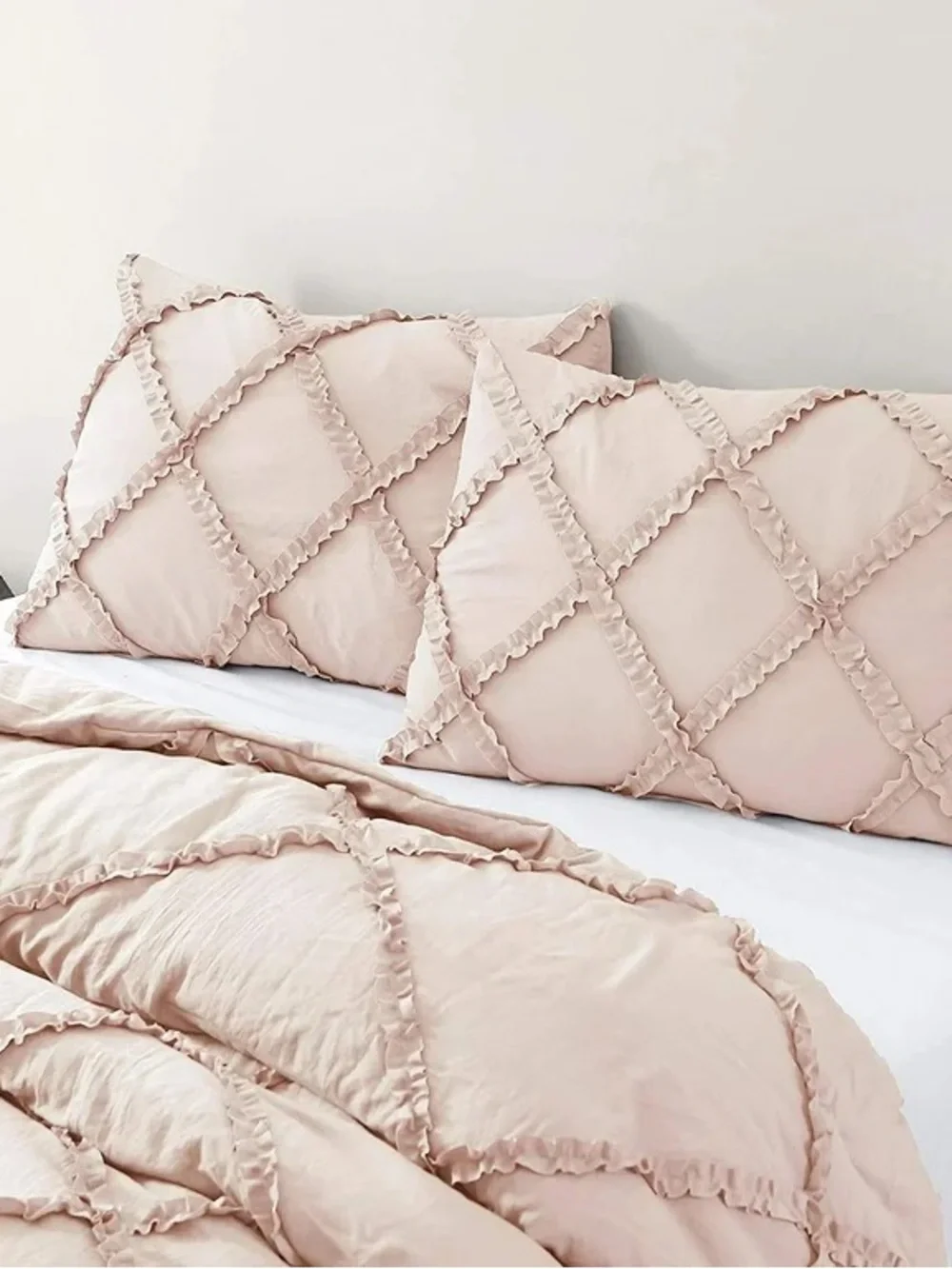 Soft Blush Diamond-Quilt Full 3 piece Comforter Set